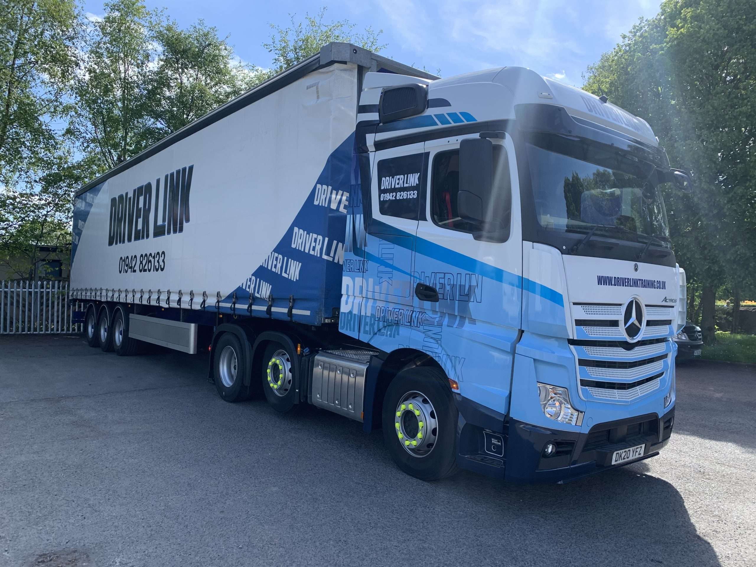 The 2025 Ultimate Guide to LGV Driver Training at DriverLink Training
